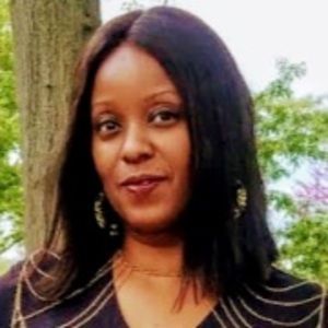 Meet your Posher, Caroline